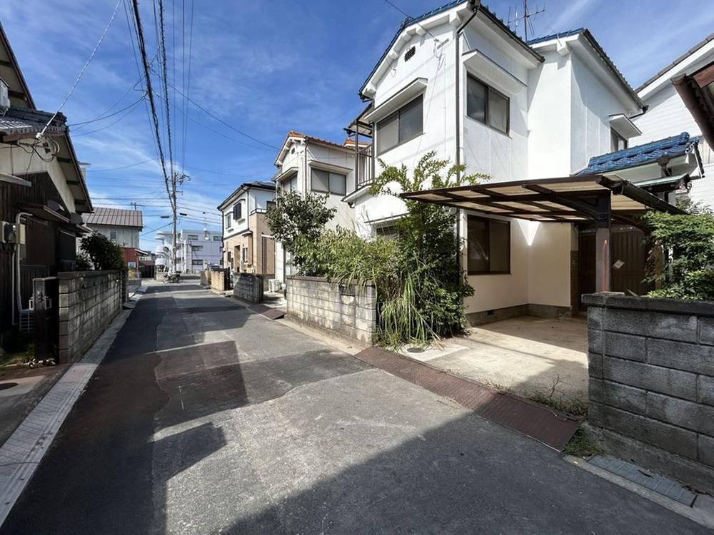 3DK house in Matsuyama, Ehime - Photo 1