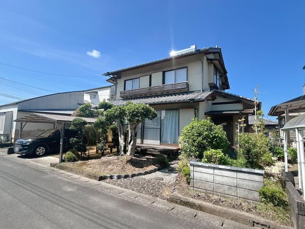 4LDK house in Miyakonojo, Miyazaki - Photo 1