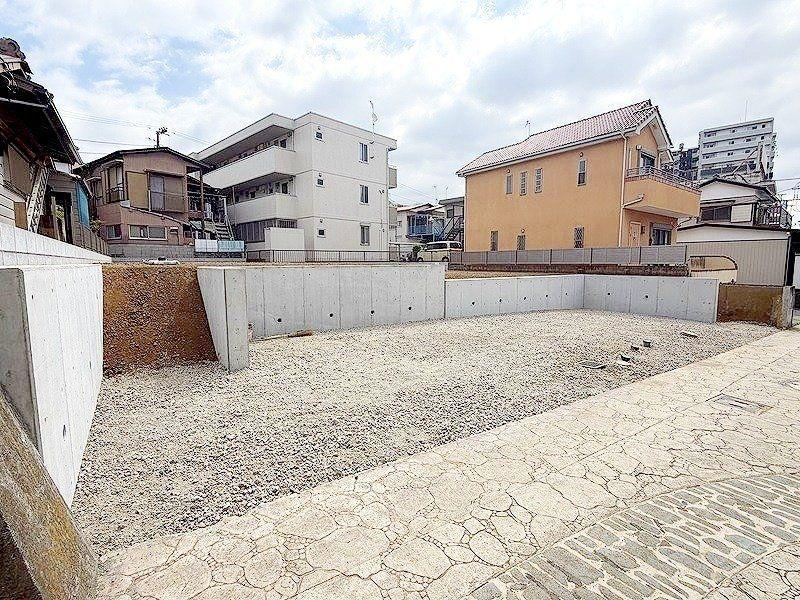 183 m² land in Hadano, Kanagawa - Photo 1