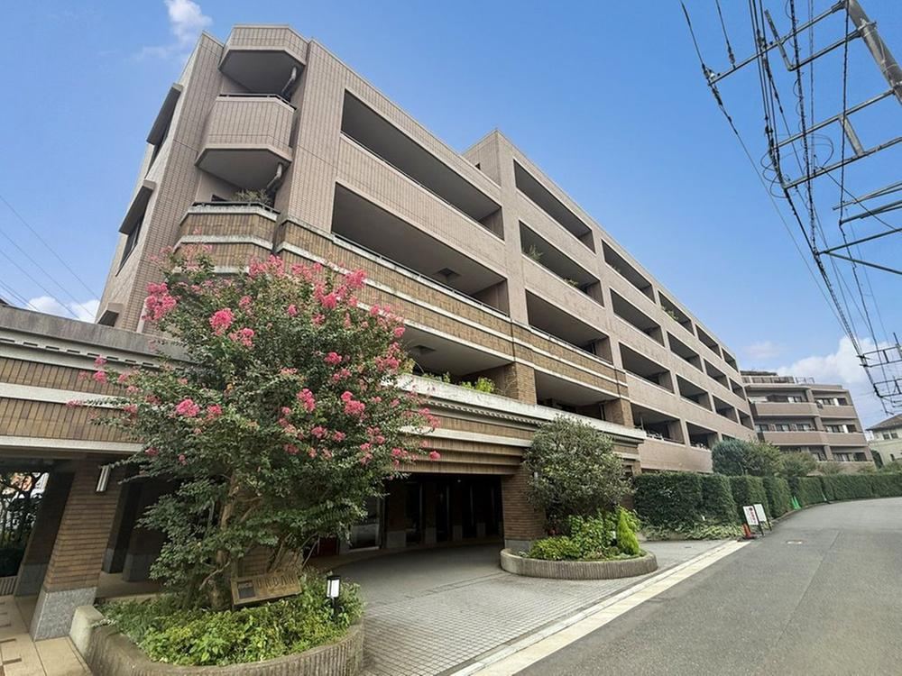 3LDK apartment in Asao Ward, Kawasaki, Kanagawa - Photo 1