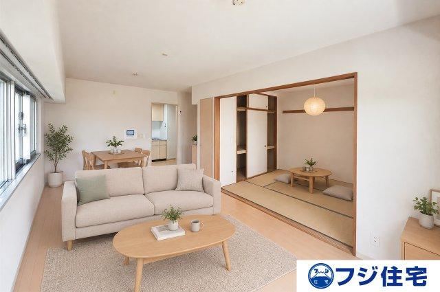 4LDK apartment in Nishi Ward, Sakai, Osaka - Photo 1