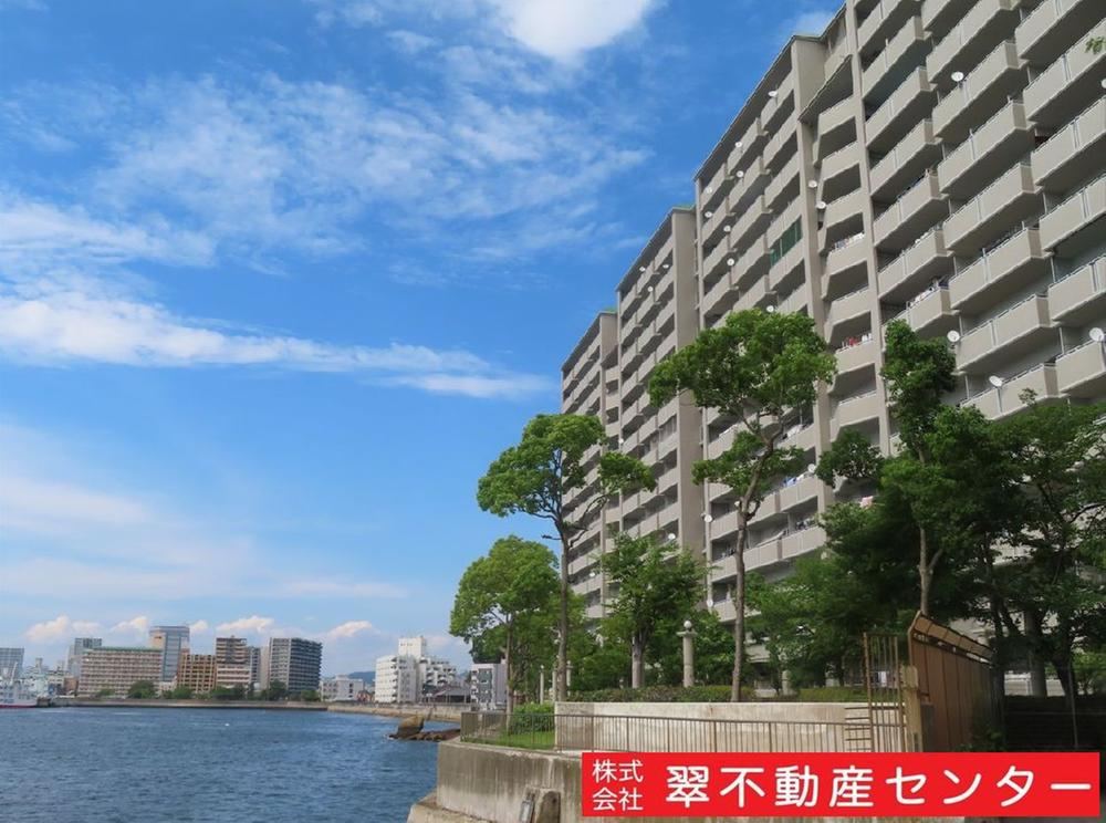 4LDK apartment in Minami Ward, Hiroshima - Photo 1