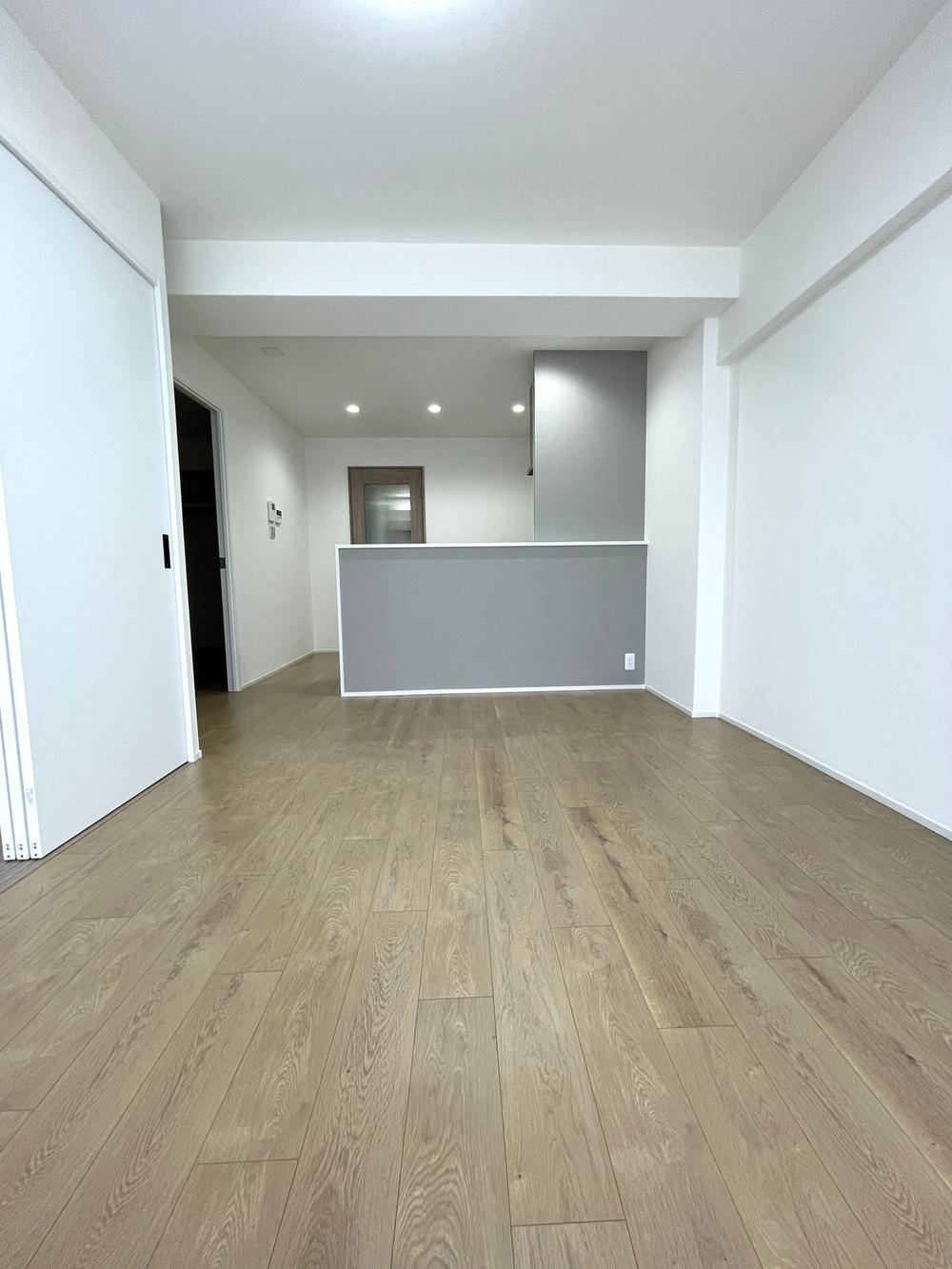 3LDK apartment in Nishi Ward, Osaka - Photo 1