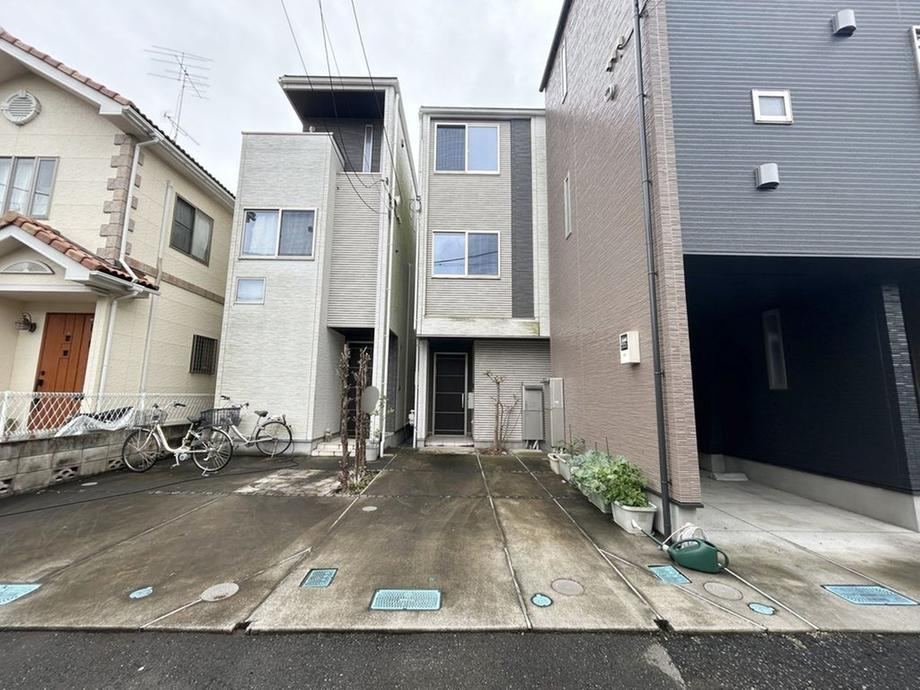 3LDK house in Omiya Ward, Saitama - Photo 1