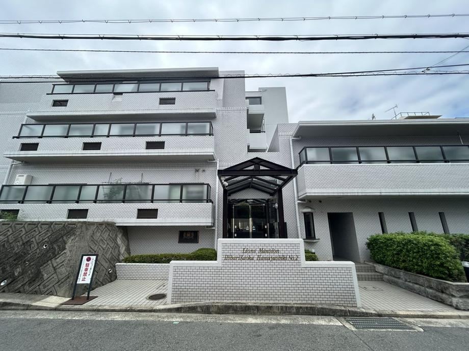 3LDK apartment in Takarazuka, Hyogo - Photo 1