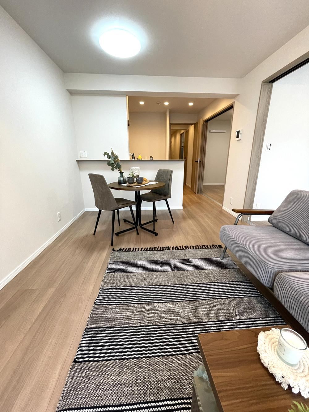 2LDK+S apartment in Naniwa Ward, Osaka - Photo 1