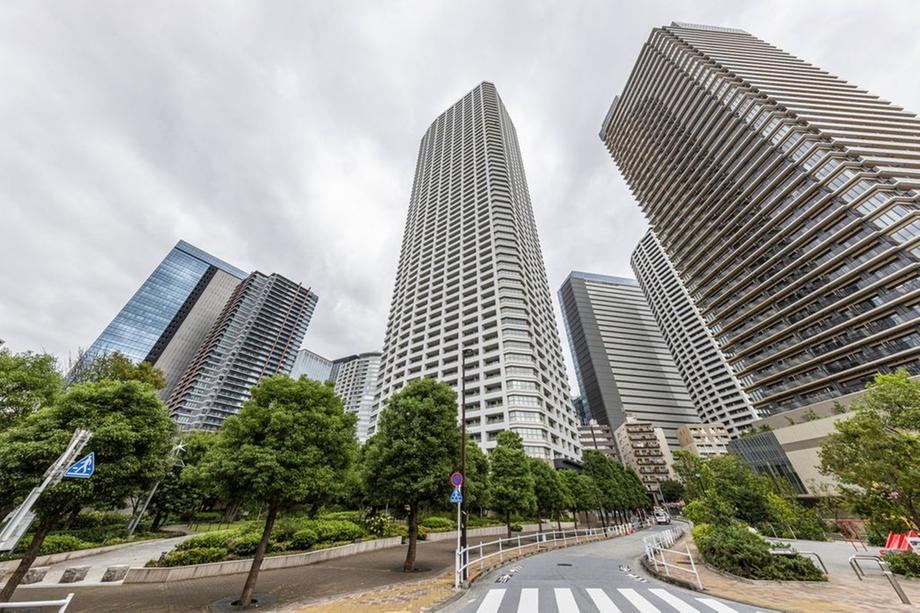 2LDK apartment in Shinjuku Ward, Tokyo - Photo 1