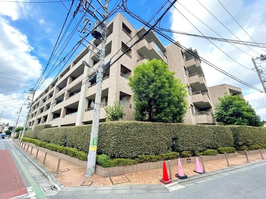 3LDK apartment in Suginami Ward, Tokyo - Photo 1