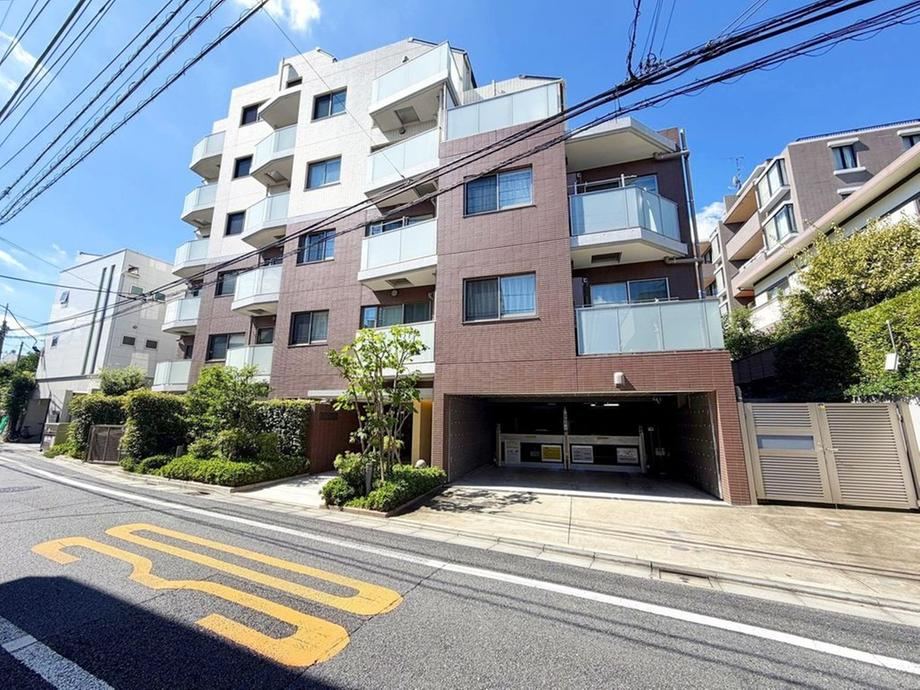 studio apartment in Setagaya Ward, Tokyo - Photo 1