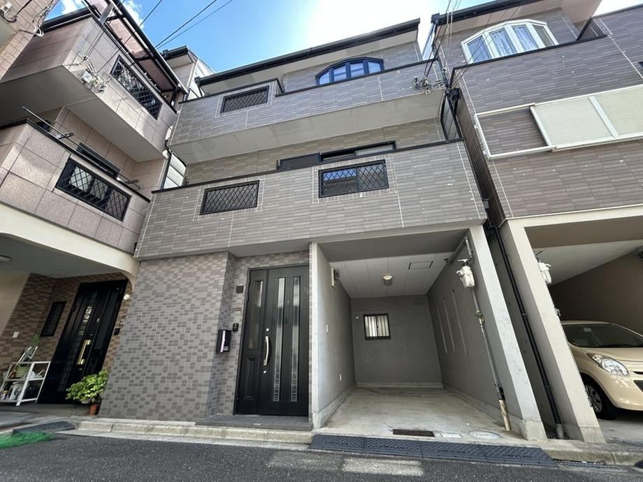 4LDK+S house in Sumiyoshi Ward, Osaka - Photo 1