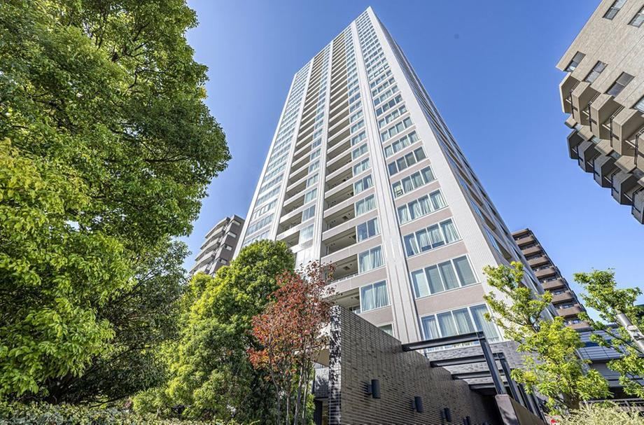 2LDK apartment in Setagaya Ward, Tokyo - Photo 1
