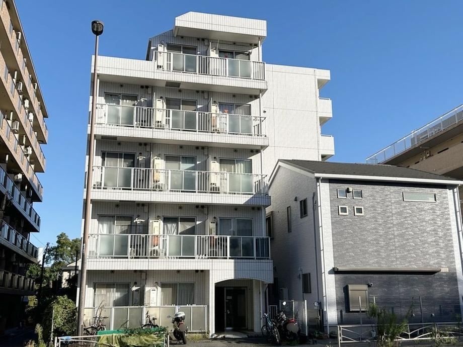 studio apartment in Isogo Ward, Yokohama, Kanagawa - Photo 1
