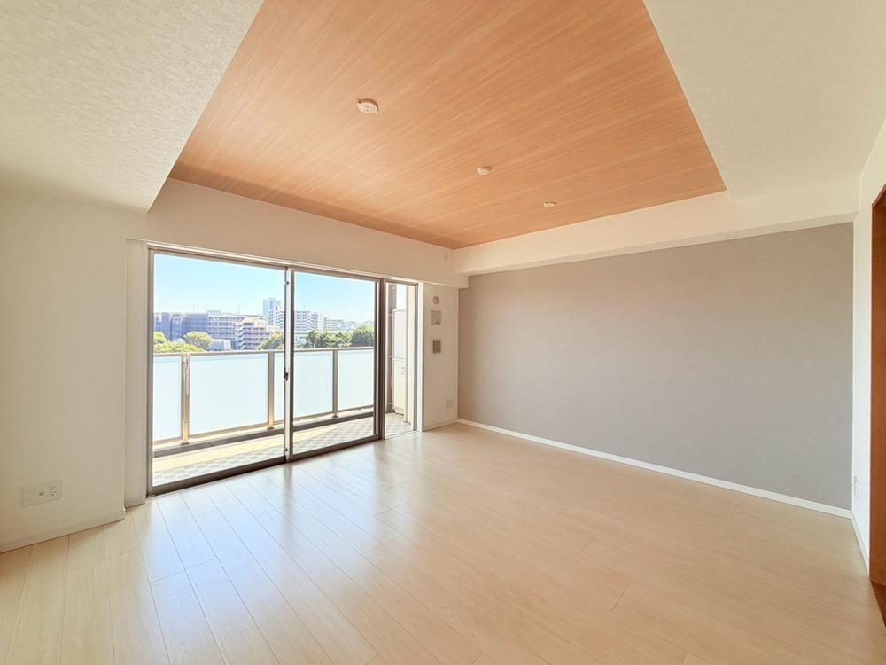 3LDK apartment in Funabashi, Chiba - Photo 1
