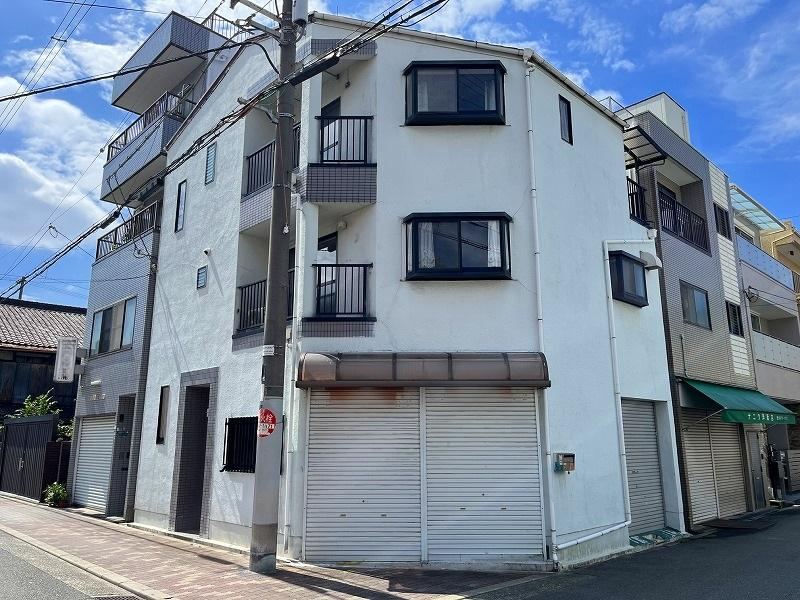3LDK house in Higashinari Ward, Osaka - Photo 1