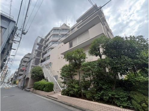 3LDK apartment in Chuo Ward, Tokyo - Photo 1