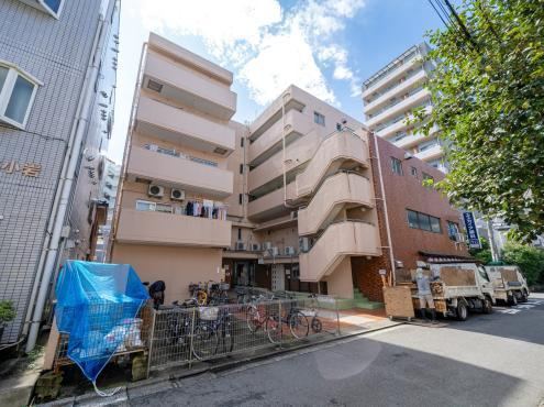 1LDK apartment in Edogawa Ward, Tokyo - Photo 1