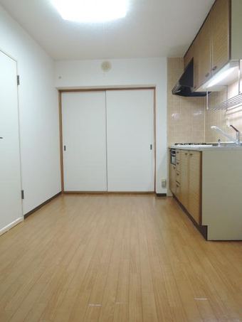 2DK apartment in Tsurugashima