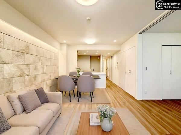 3LDK apartment in Shinjuku Ward, Tokyo - Photo 1