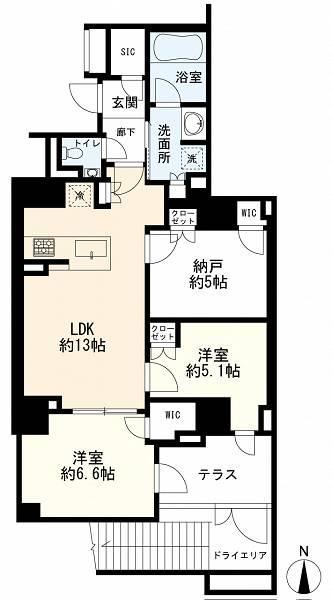 2LDK+S apartment in Shinjuku Ward, Tokyo - Photo 1