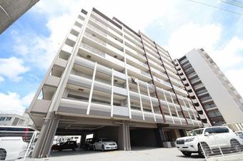 4LDK apartment in Nakagami District