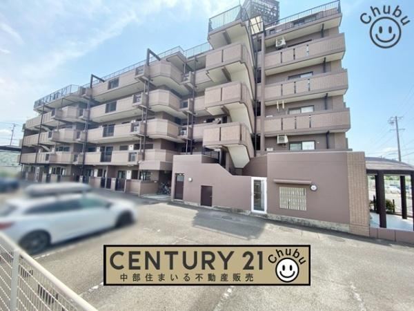 3LDK+S apartment in Kariya, Aichi - Photo 1