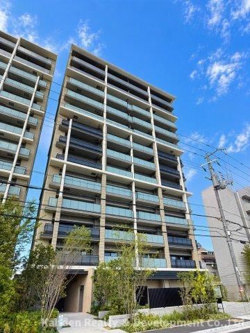 1LDK apartment in Joto Ward, Osaka - Photo 1