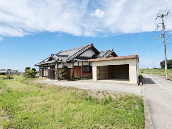 6DK+S house in Sennan, Osaka - Photo 1