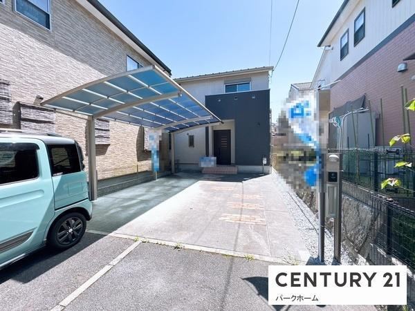 4LDK house in Otsu, Shiga - Photo 1