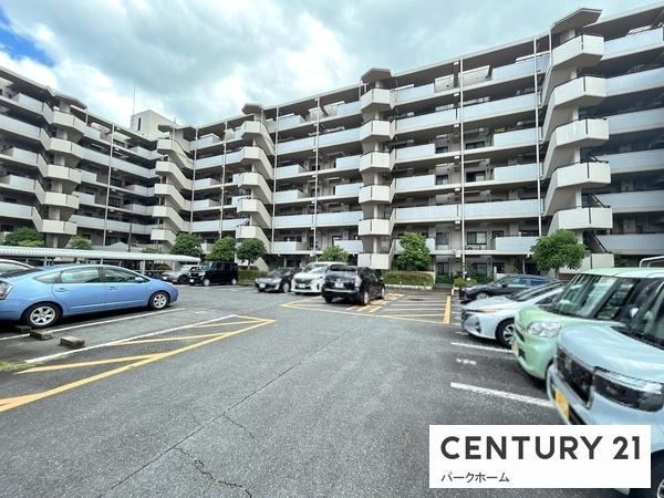 3LDK apartment in Otsu, Shiga - Photo 1