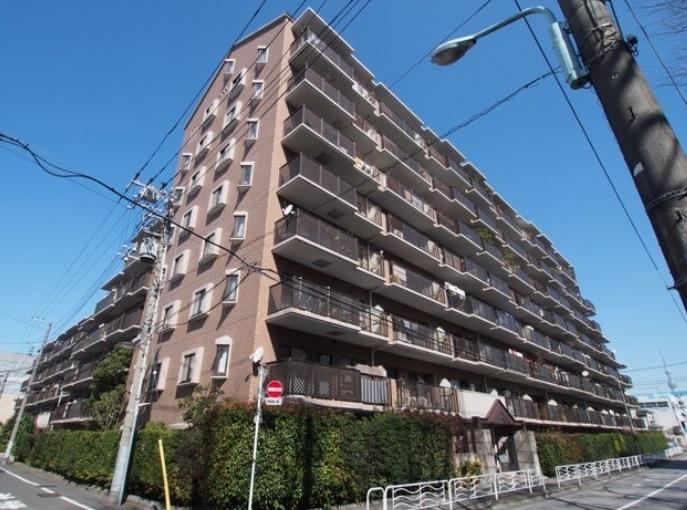 3LDK apartment in Koto Ward, Tokyo - Photo 1