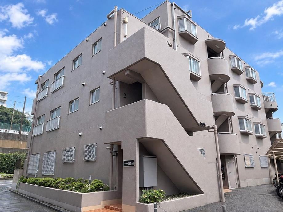 2DK apartment in Tsurumi Ward, Yokohama, Kanagawa - Photo 1