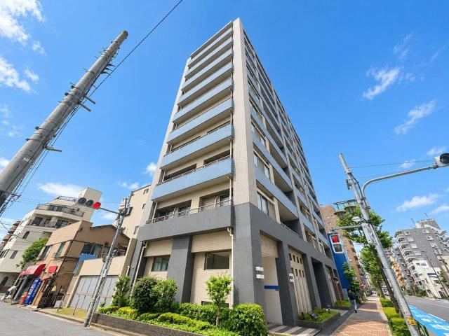 3LDK apartment in Edogawa Ward, Tokyo - Photo 1