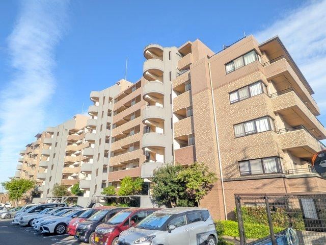 3LDK+S apartment in Yahatahigashi Ward, Kitakyushu, Fukuoka - Photo 1