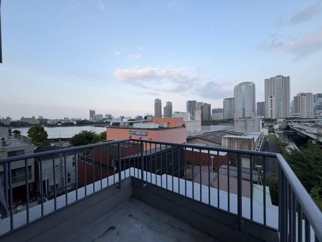 2LDK apartment in Chuo Ward, Tokyo - Photo 1