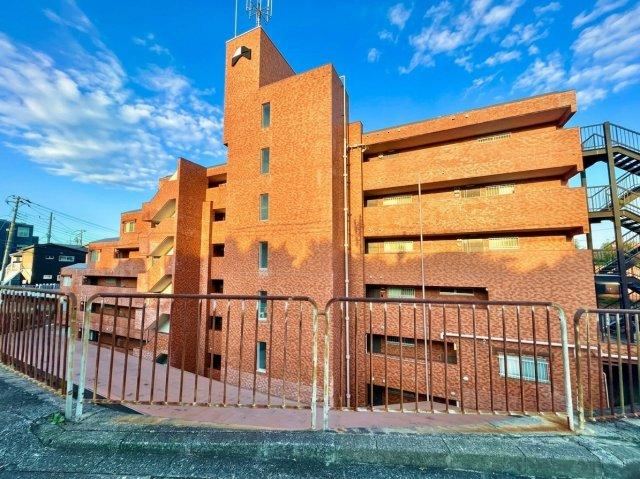 3LDK apartment in Kanagawa Ward, Yokohama, Kanagawa - Photo 1