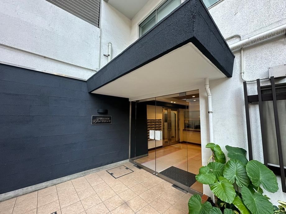 1LDK+S apartment in Kanagawa Ward, Yokohama, Kanagawa - Photo 1
