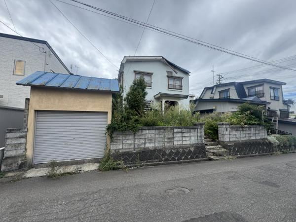 215 m² land in Aomori, Aomori - Photo 1