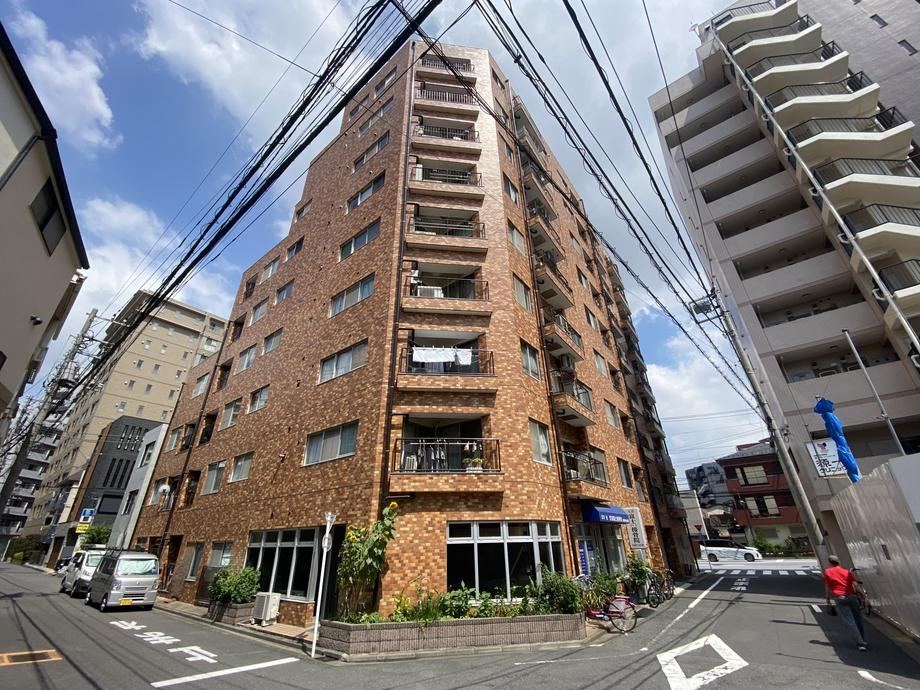2LDK apartment in Bunkyo Ward, Tokyo - Photo 1