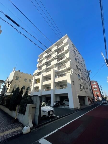 1LDK apartment in Setagaya Ward, Tokyo - Photo 1