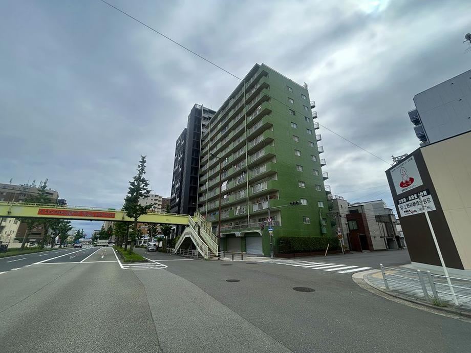 2LDK apartment in Naniwa Ward, Osaka - Photo 1