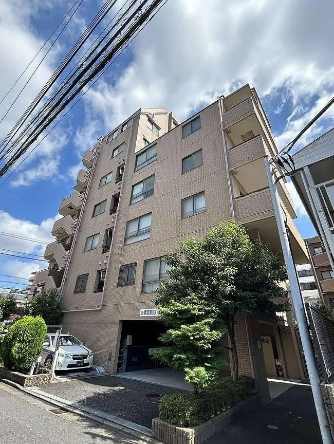 2LDK apartment in Edogawa Ward, Tokyo - Photo 1