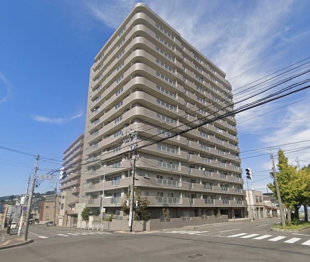 3LDK apartment in Otaru, Hokkaido - Photo 1