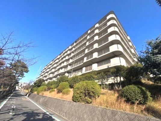 3LDK apartment in Hirakata, Osaka - Photo 1