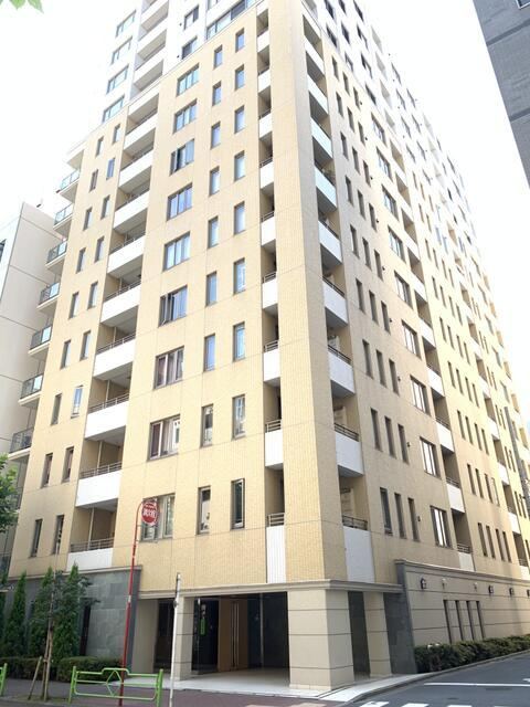 1LDK apartment in Chuo Ward, Tokyo - Photo 1