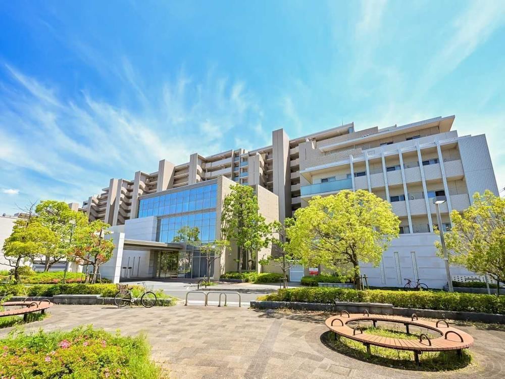3LDK apartment in Ibaraki, Osaka - Photo 1