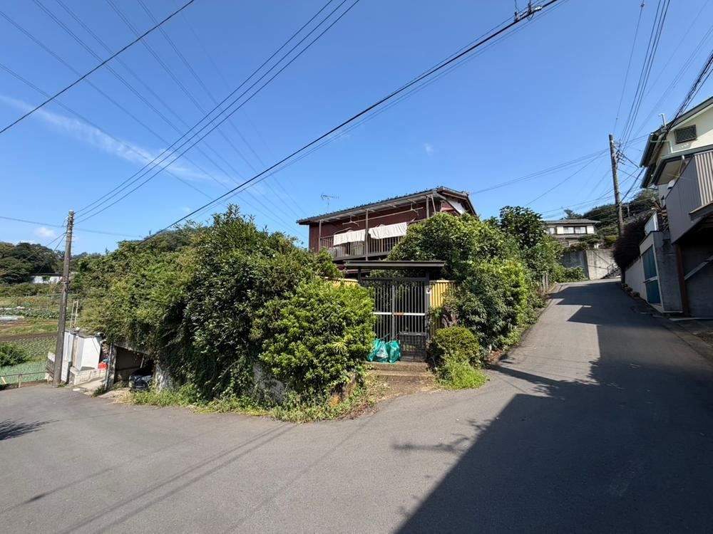 6DK house in Machida, Tokyo - Photo 1