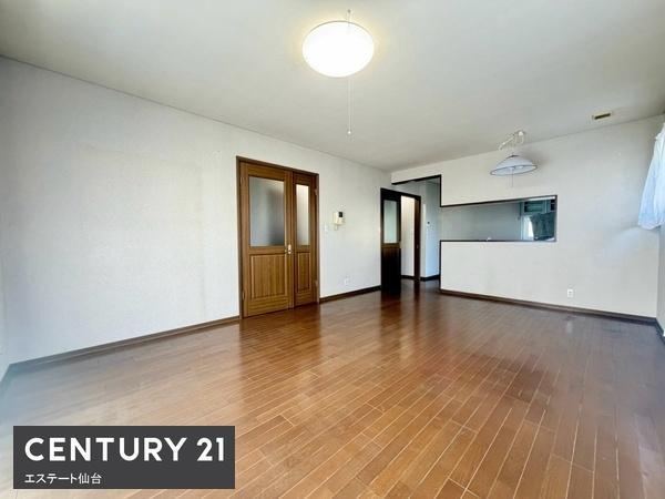 4LDK house in Taihaku Ward, Sendai, Miyagi - Photo 1