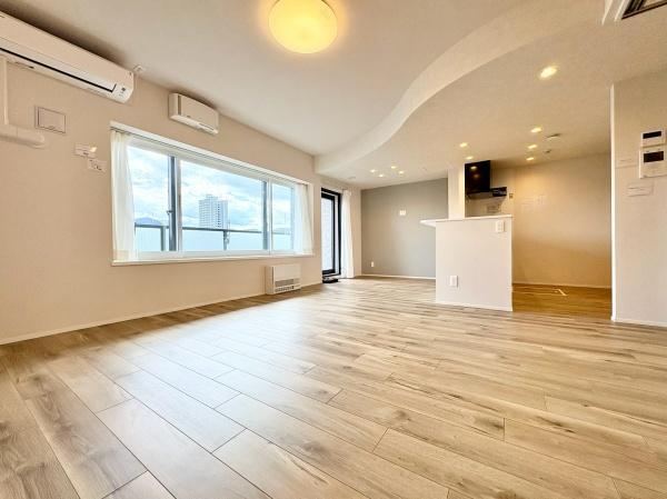 4LDK apartment in Chuo Ward, Sapporo, Hokkaido - Photo 1