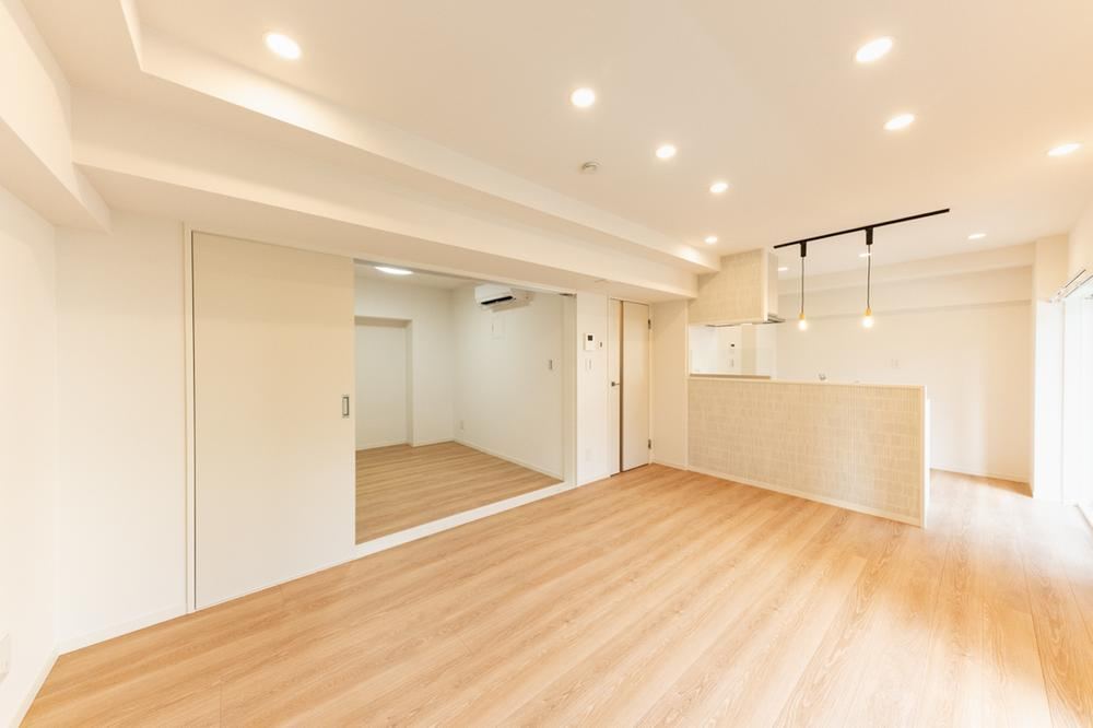 1LDK apartment in Meguro Ward, Tokyo - Photo 1