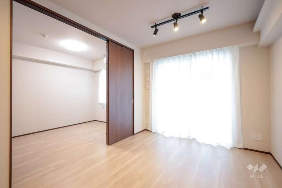 1LDK apartment in Minato Ward, Tokyo - Photo 1